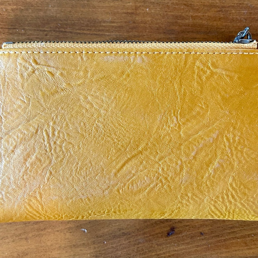 Wrangler BiFold Wallet Card Holder - Picture 2 of 3
